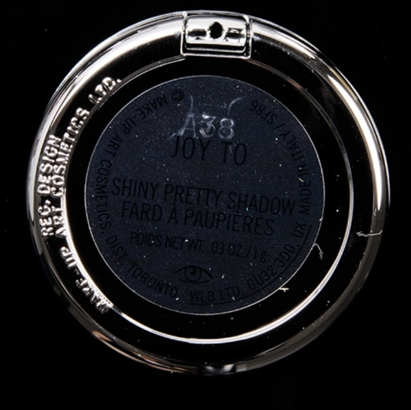 ❇️🧚‍♀️JOY TO MAC RARE Cosmetics Shiny Pretty Eyeshadow NWT - Picture 3 of 8